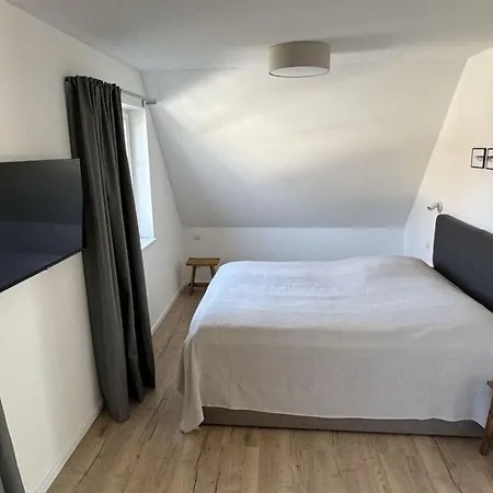 Ferienhaus Hornhecht Comfortable Born